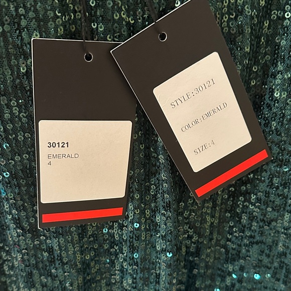 La Femme Dark Green Sequin Mini Dress - Picture 4 of 4